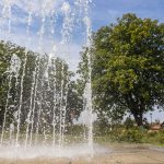 Összesen két szökőkút található a Rhédey-kastély körül